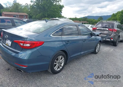 2015 Hyundai Sonata z USA, uszkodzony, nr VIN 5NPE42AF9FH095986